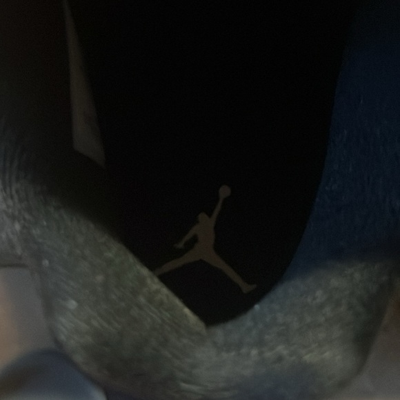 Jordan 4 thunder black&yellow - Picture 4 of 4